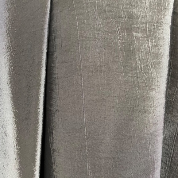 Flattering Dress! Dress it up or down! - Picture 4 of 7